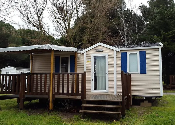 Village Les Abricotiers