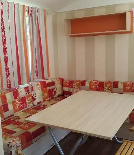 Village Les Abricotiers