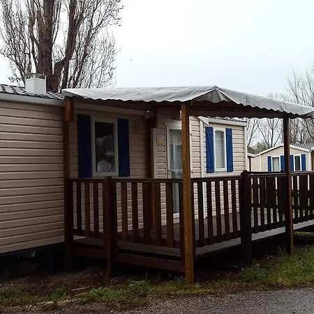 Village Les Abricotiers