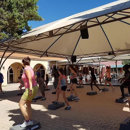 Village Les Abricotiers 2* Perpignan