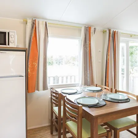 Village Les Abricotiers 2* Perpignan