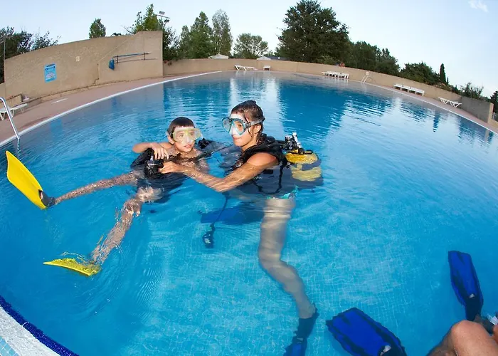 Village Les Abricotiers Campsite 2*