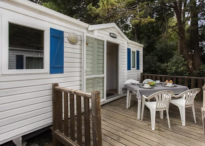 Campsite Village Les Abricotiers 2*