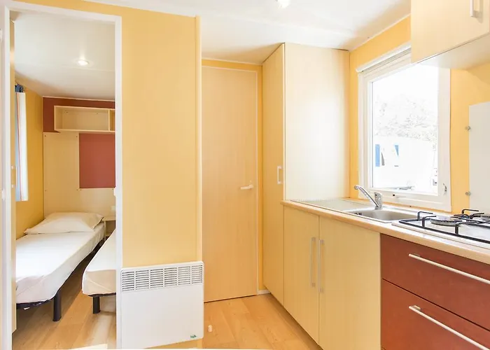 Village Les Abricotiers